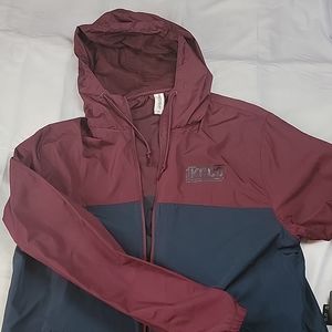 The Chive-KCCO lightweight windbreaker